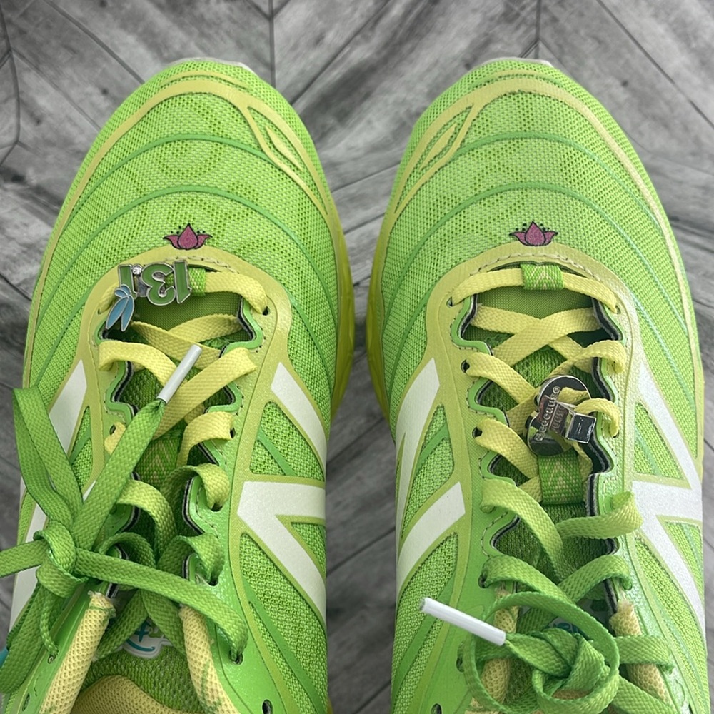 New Balance Green and Yellow Running Shoes Run Disney 2015 Tinker Bell Women’s - Picture 3 of 9